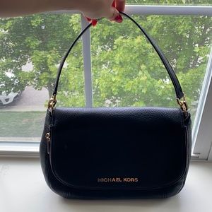 Brand new Black Michael Kors MD Conv Flap Shoulder Leather bag